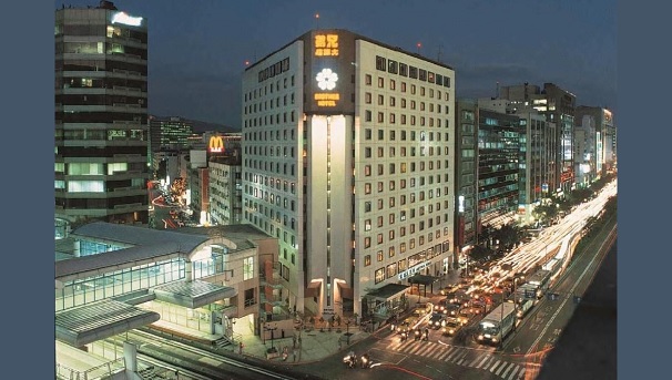 Taipei Hotels Brother Hotel